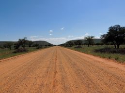 Strasse südöstlich von Windhoek